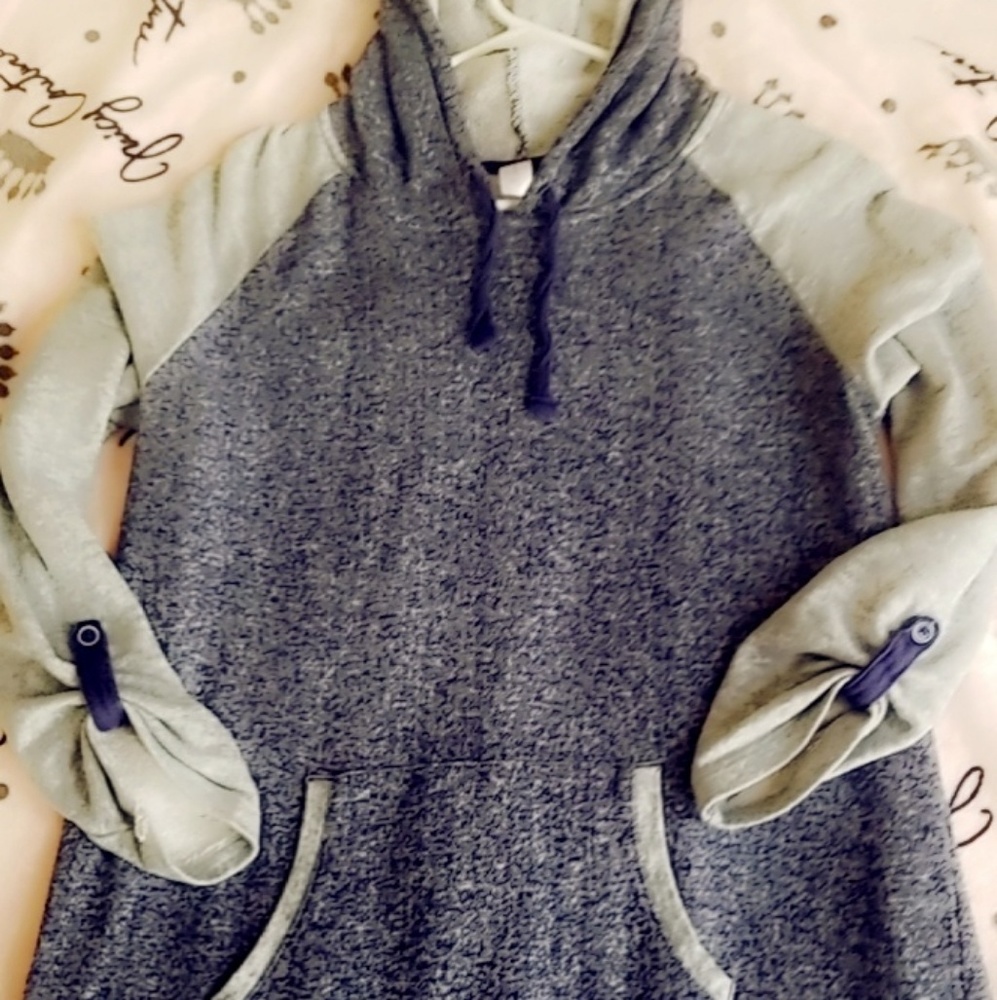 No Boundaries Women's Long Hooded Tee